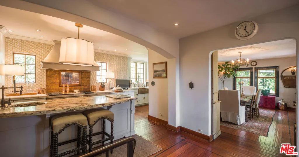 Los Angeles, California 90068, United States, 3 Bedrooms Bedrooms, ,3 BathroomsBathrooms,Residential,Active,125292