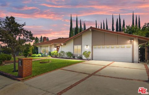 A home in Porter Ranch