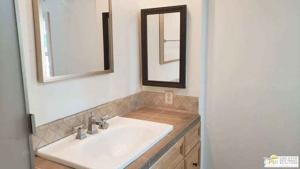 Cathedral City, California 92234, United States, 2 Bedrooms Bedrooms, ,2 BathroomsBathrooms,Residential,Active,10135