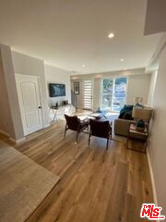 Properties 3 4205 Mercury Avenue