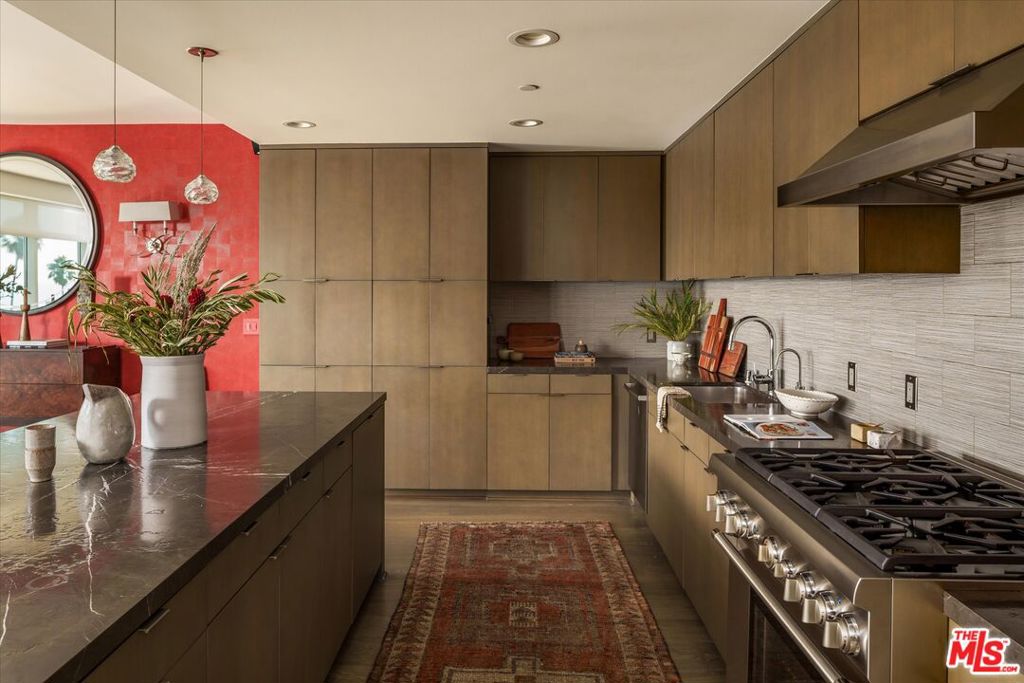 Properties 4 1705 Ocean Ave 504