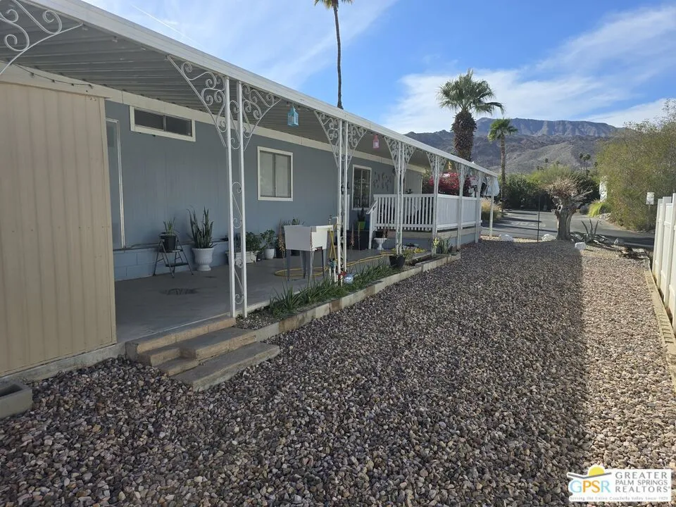 Palm Desert, California 92260, United States, 2 Bedrooms Bedrooms, ,1 BathroomBathrooms,Residential,Active,77204