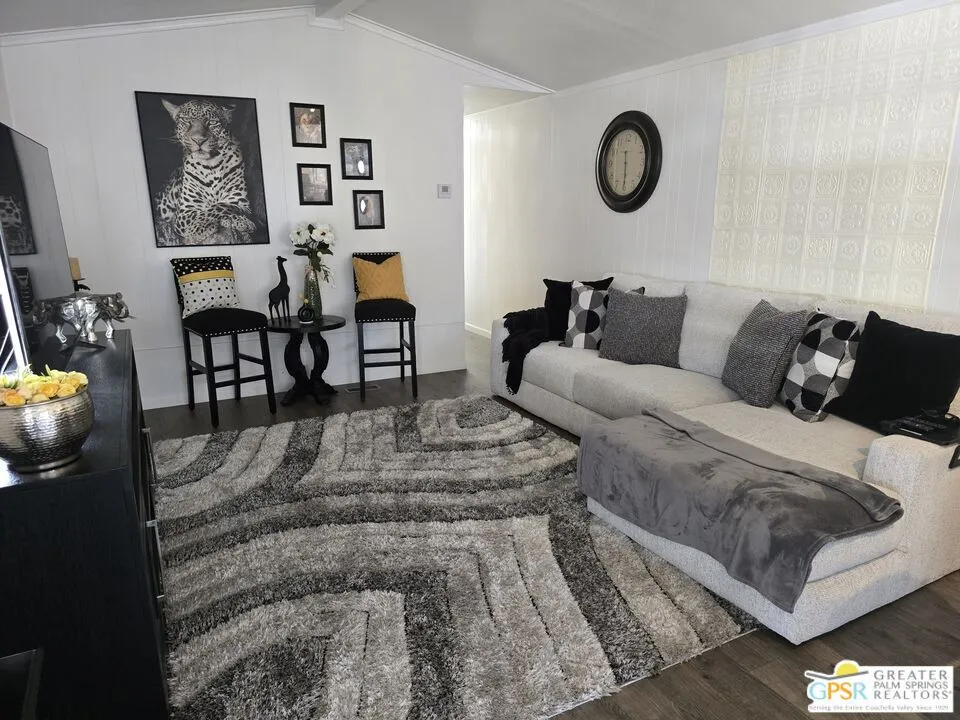 Palm Desert, California 92260, United States, 2 Bedrooms Bedrooms, ,1 BathroomBathrooms,Residential,Active,77204