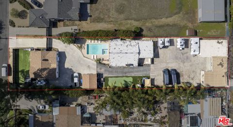 19215 Arminta Street Reseda CA 91335