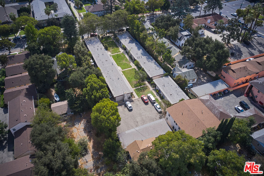 Properties 3 485 E Washington Boulevard