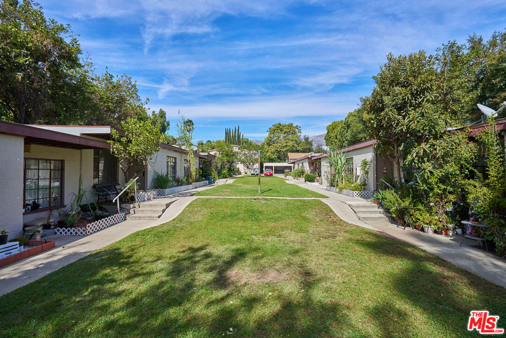 Properties 1 485 E Washington Boulevard