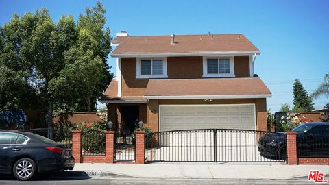 A home in Sylmar