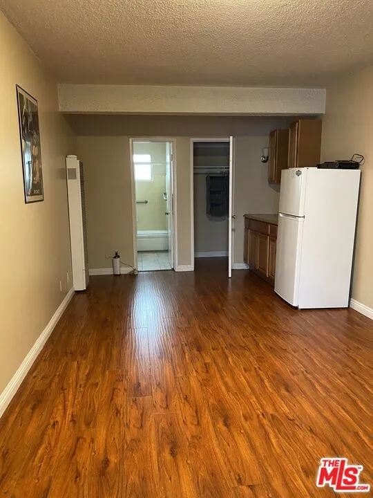 Los Angeles, California 90025, United States, ,1 BathroomBathrooms,Residential,Active,9501