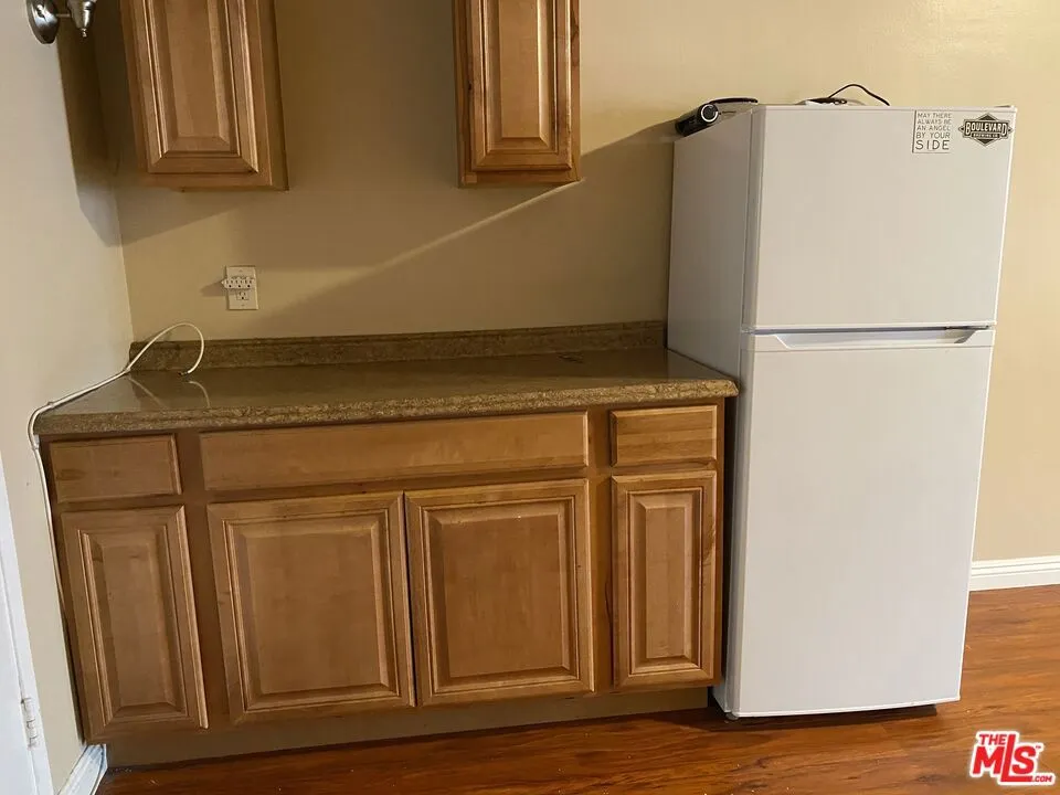 Los Angeles, California 90025, United States, ,1 BathroomBathrooms,Residential,Active,9501