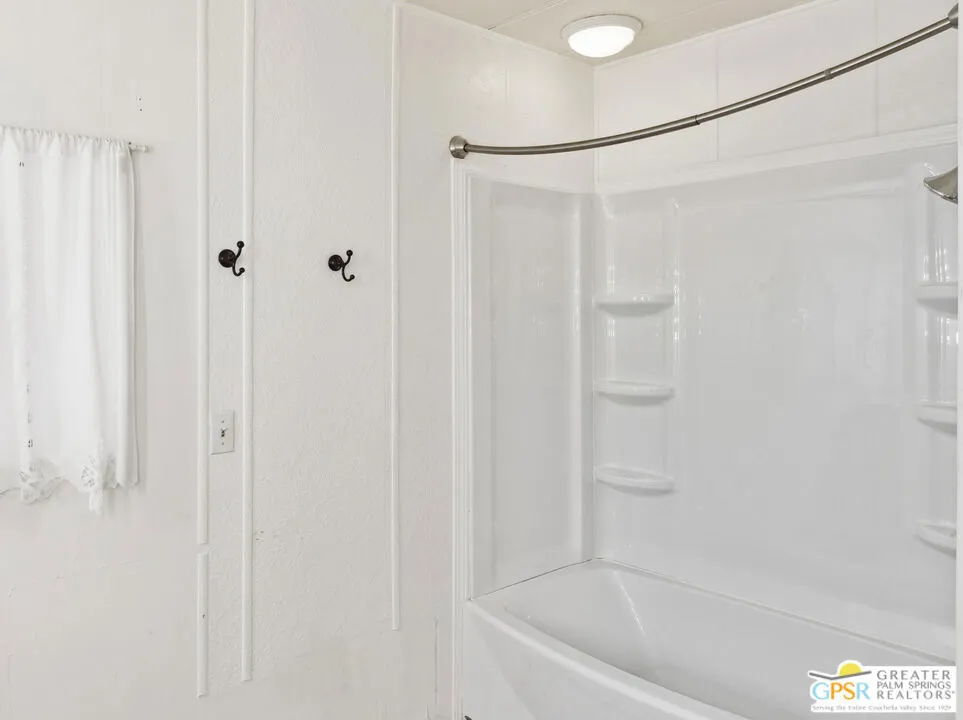 Cathedral City, California 92234, United States, 2 Bedrooms Bedrooms, ,2 BathroomsBathrooms,Residential,Active,7206