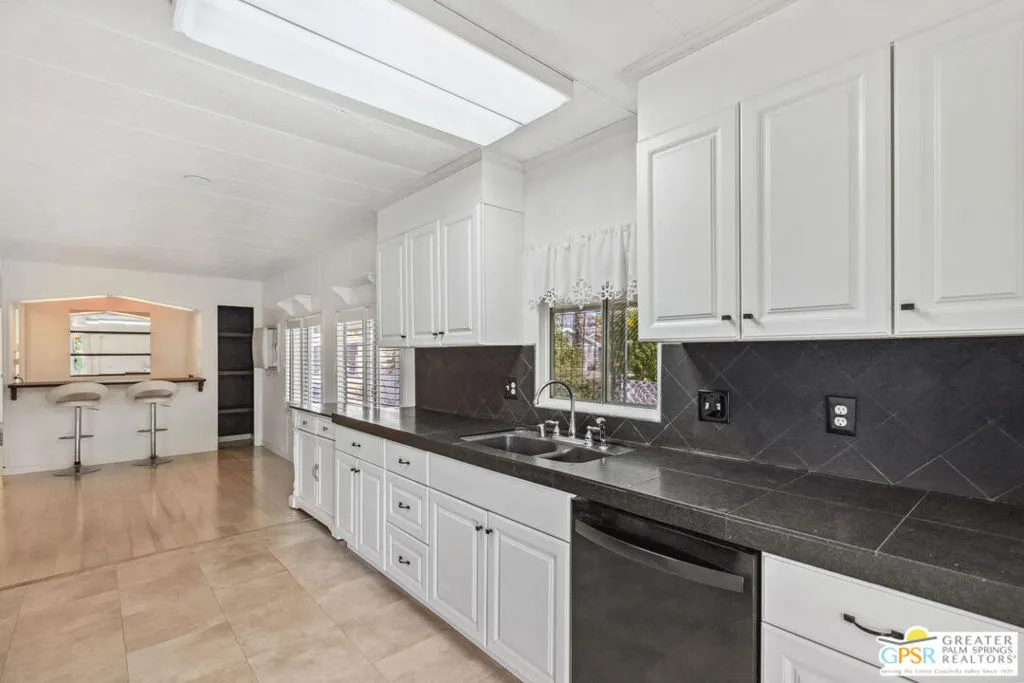 Cathedral City, California 92234, United States, 2 Bedrooms Bedrooms, ,2 BathroomsBathrooms,Residential,Active,7206