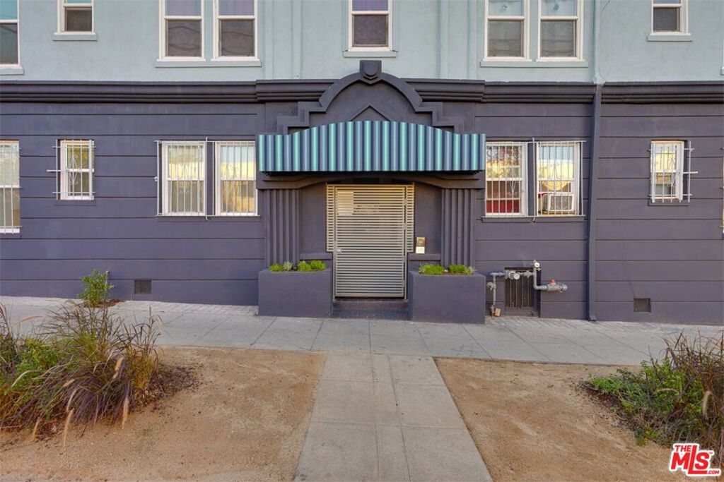 Properties 3 4108 Marathon Street