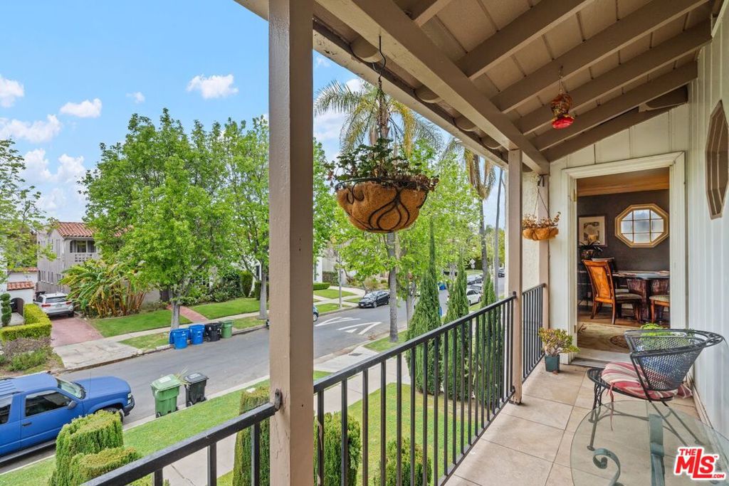 Properties 2 1236 Hi Point Street