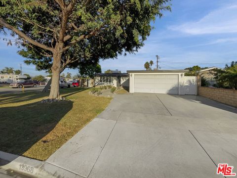 A home in La Mirada