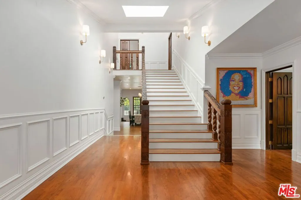 Santa Monica, California 90402, United States, 4 Bedrooms Bedrooms, ,6 BathroomsBathrooms,Residential,Pending,136251