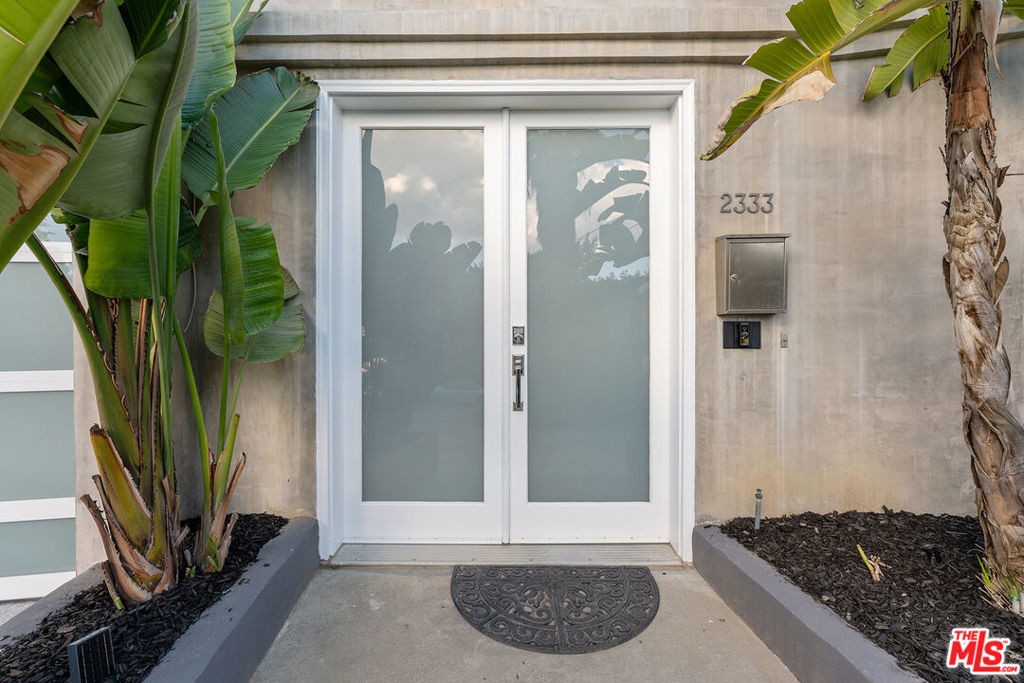 Properties 3 2333 Vasanta Way