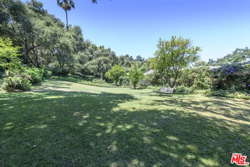 Encino, California 91316, United States, 5 Bedrooms Bedrooms, ,3 BathroomsBathrooms,Residential,Active,4888