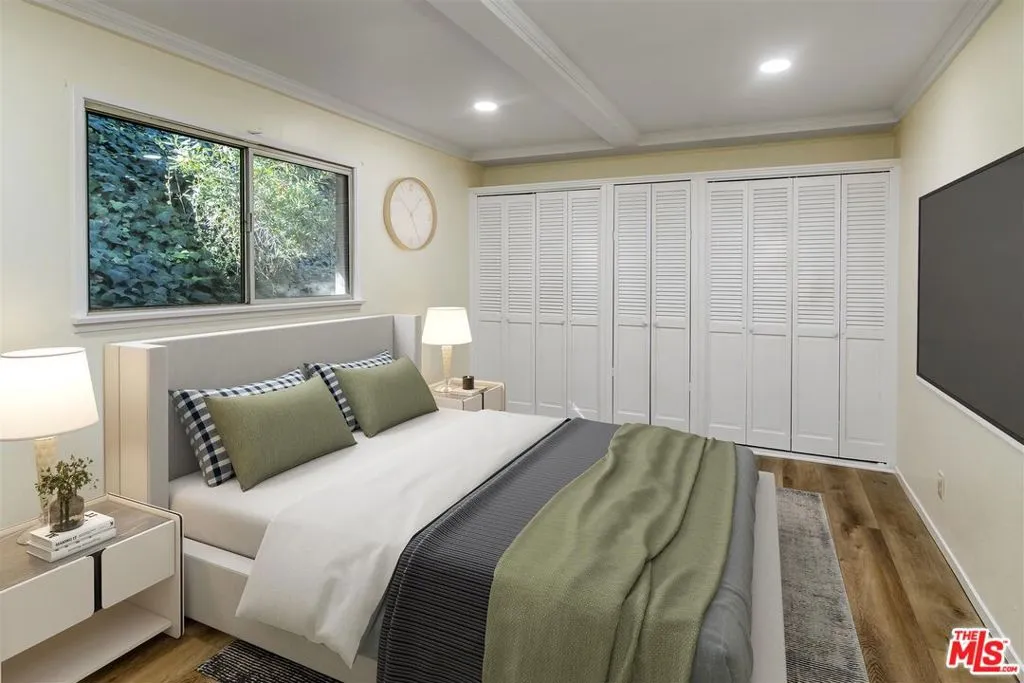 Encino, California 91316, United States, 5 Bedrooms Bedrooms, ,3 BathroomsBathrooms,Residential,Active,4888