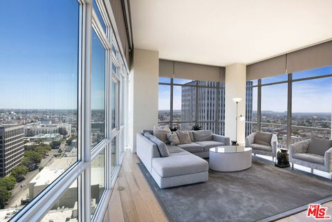 Condominium in Los Angeles CA 3785 Wilshire Boulevard 7.jpg