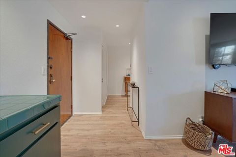 listing image 30