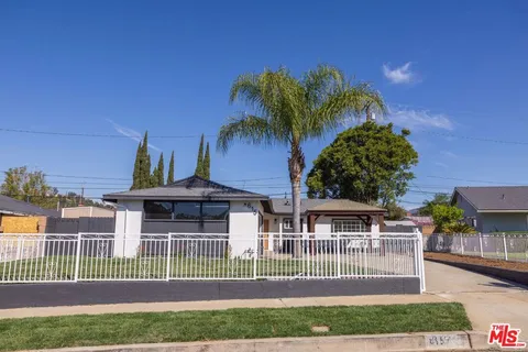 MLS: 25525009
