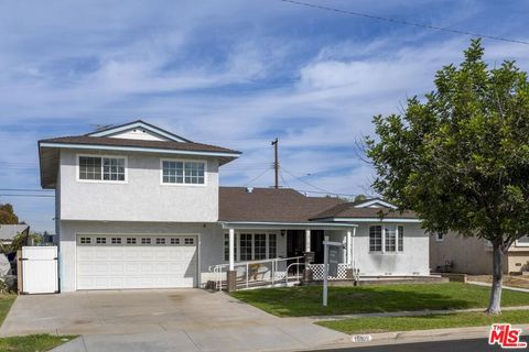 A home in La Mirada