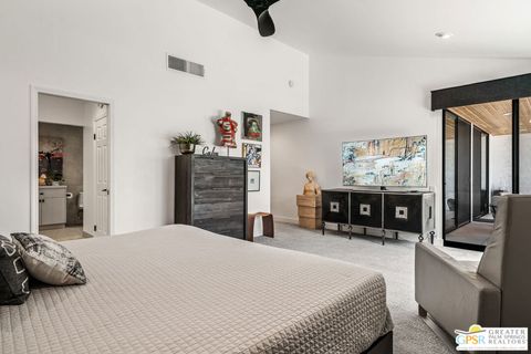 Condominium in Palm Springs CA 2560 La Condesa Drive 33.jpg