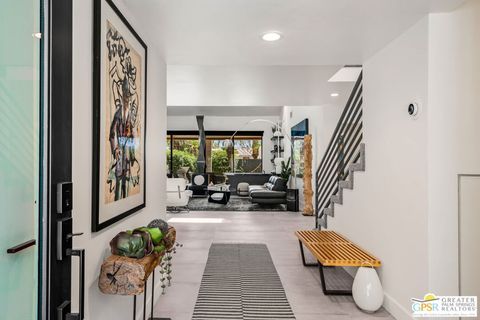 Condominium in Palm Springs CA 2560 La Condesa Drive 2.jpg