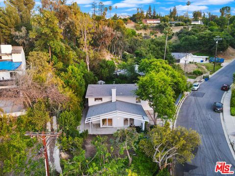 A home in Tarzana