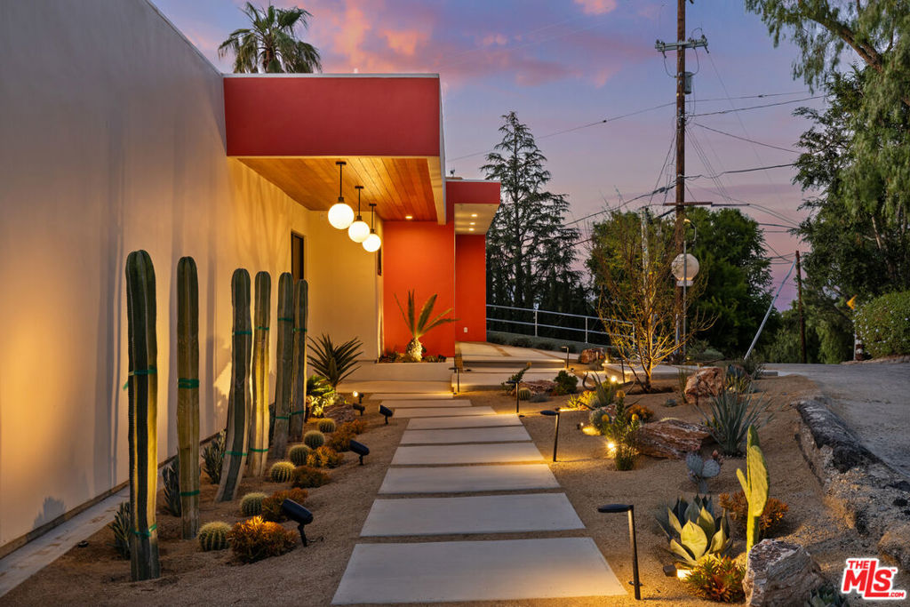 Properties 2 4671 Bedel Street