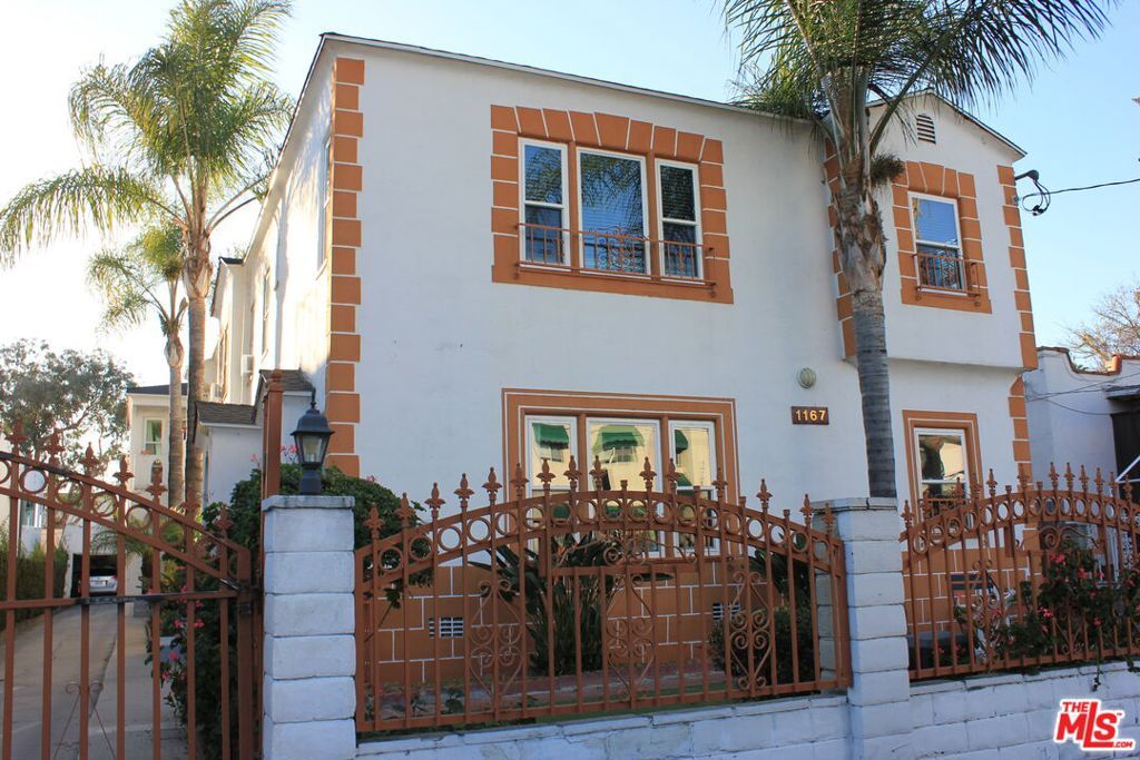 listing image 0