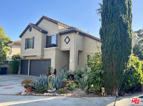 24517 Thistle Court Newhall CA 91321