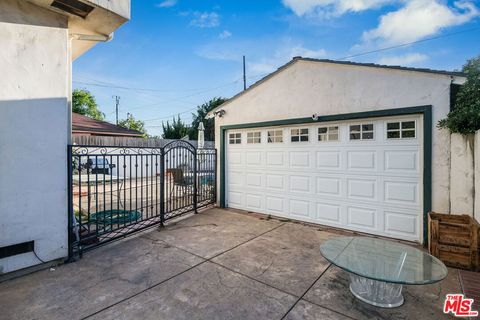 A home in Toluca Lake