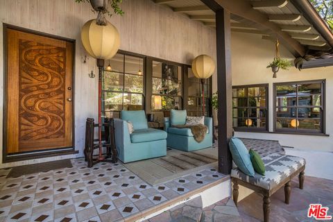 A home in Studio City