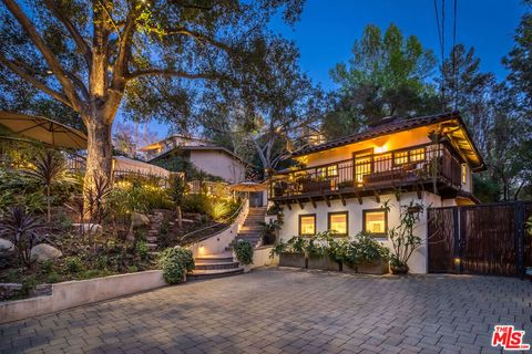 A home in Studio City