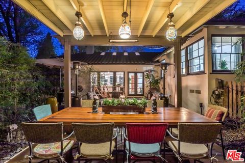 A home in Studio City