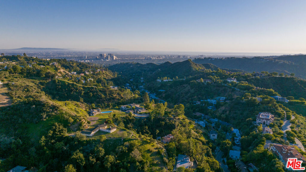 Properties 3 9501 Gloaming Drive