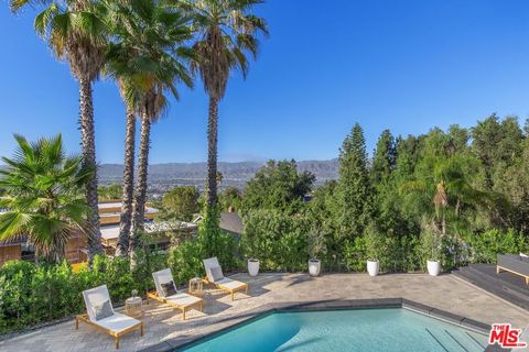 A home in Studio City