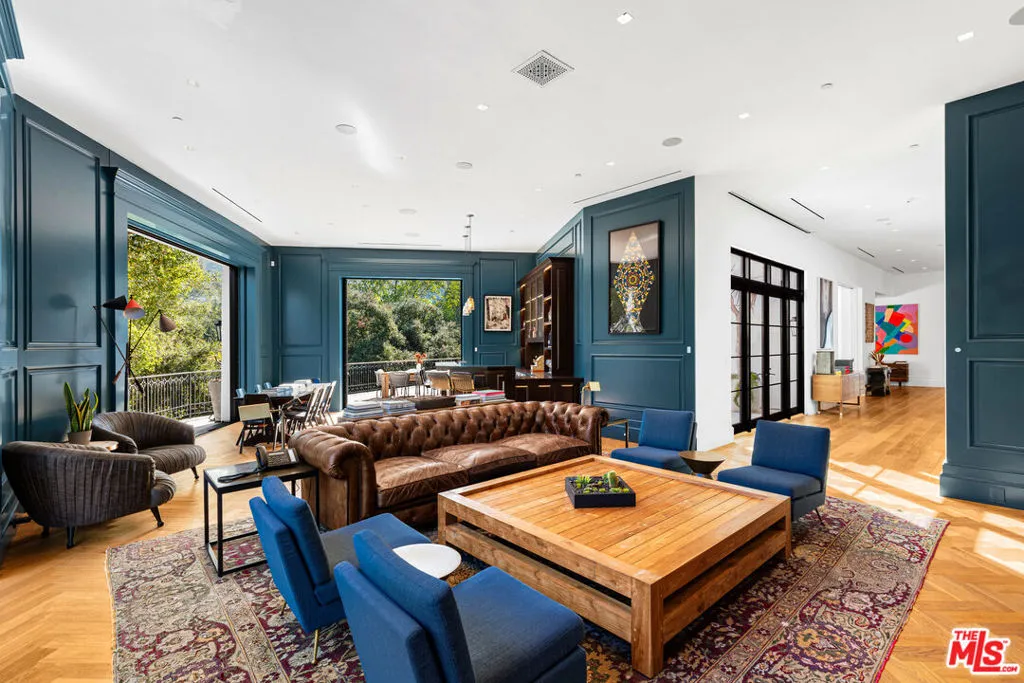 Studio City, California 91604, United States, 6 Bedrooms Bedrooms, ,8 BathroomsBathrooms,Residential,Active,14507