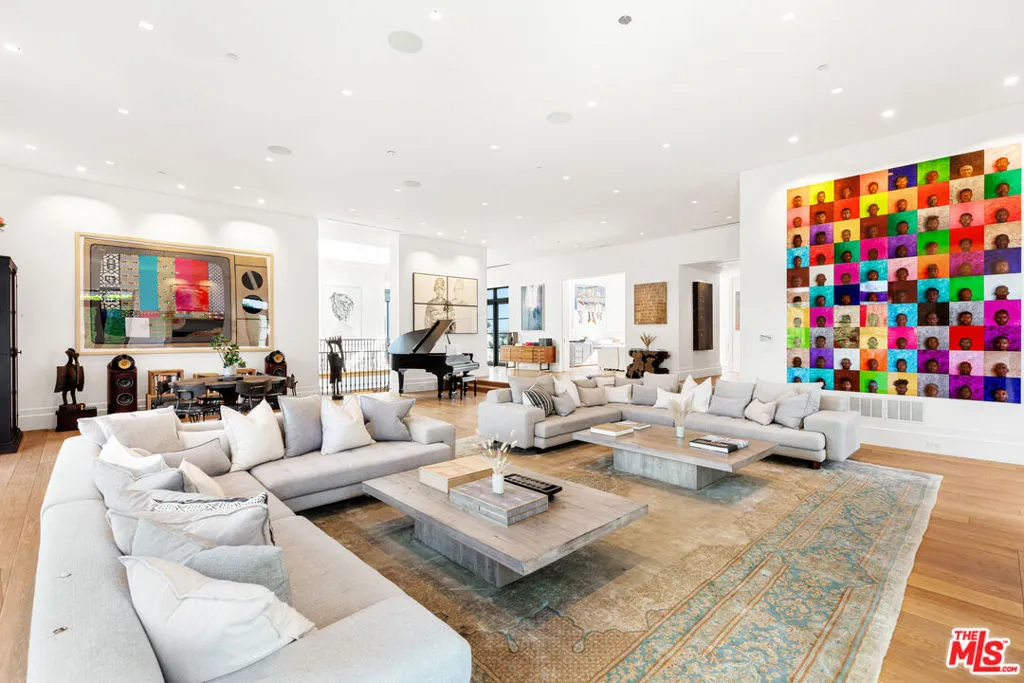 Studio City, California 91604, United States, 6 Bedrooms Bedrooms, ,8 BathroomsBathrooms,Residential,Active,14507