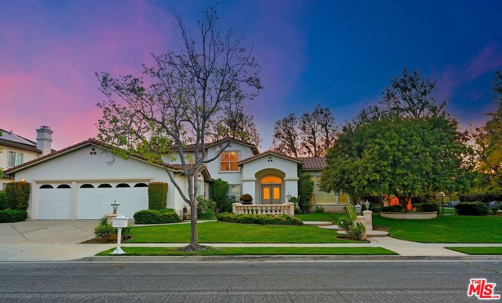 633 Noble Road