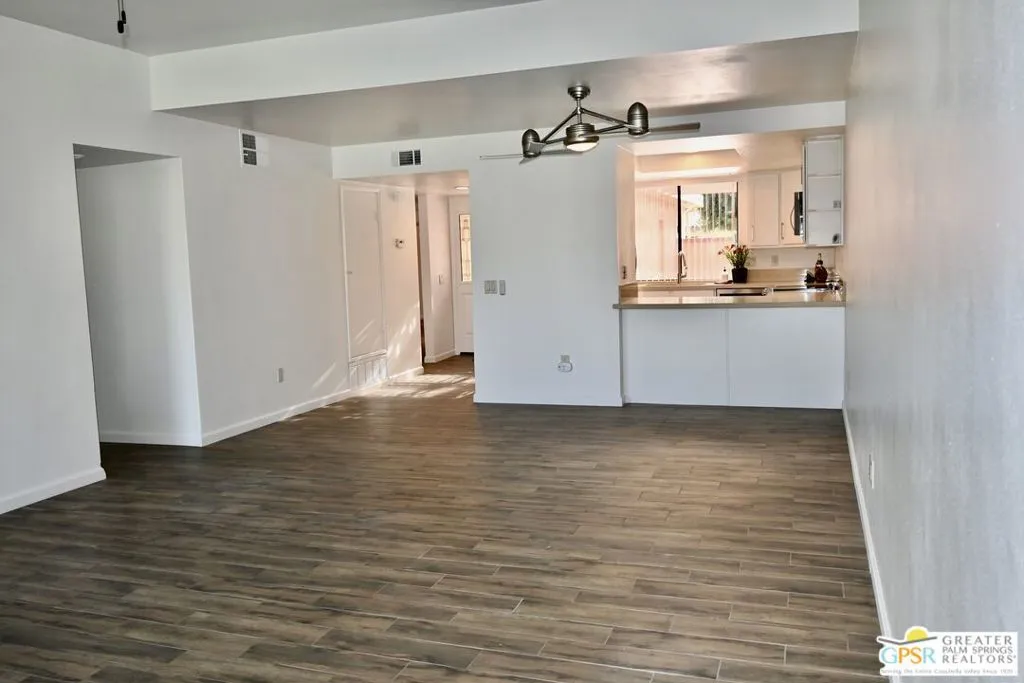 Rancho Mirage, California 92270, United States, 2 Bedrooms Bedrooms, ,2 BathroomsBathrooms,Residential,Pending,24619