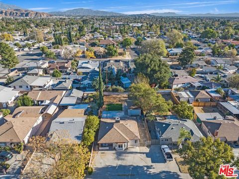 A home in Sylmar