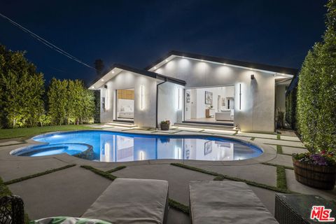 A home in North Hollywood