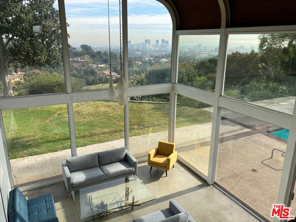 11271 Chalon Road, Los Angeles, CA 90049 | MLS 21679502 | Listing ...