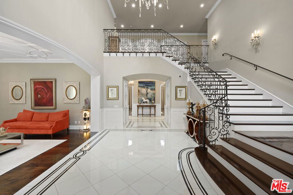Properties 1 1060 Fallen Leaf Road