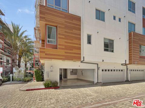 A home in Playa Vista