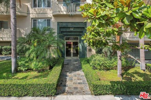 117 N Gale Drive 202 Beverly Hills CA 90211