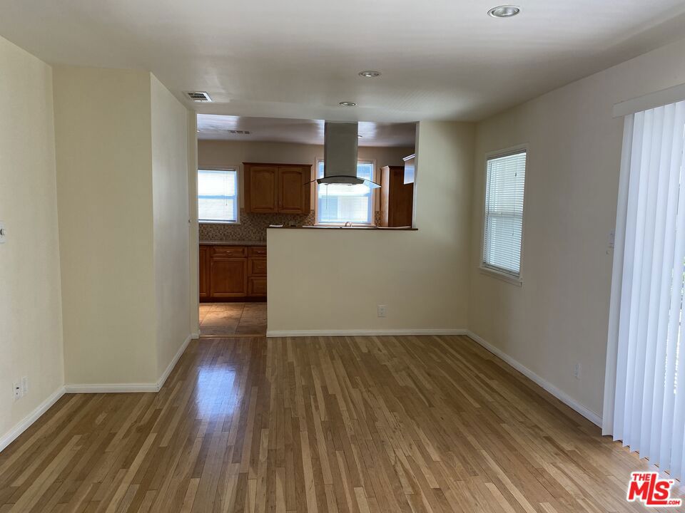 Properties 3 22110 Gilmore Street