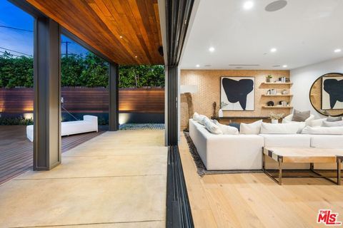 A home in Studio City